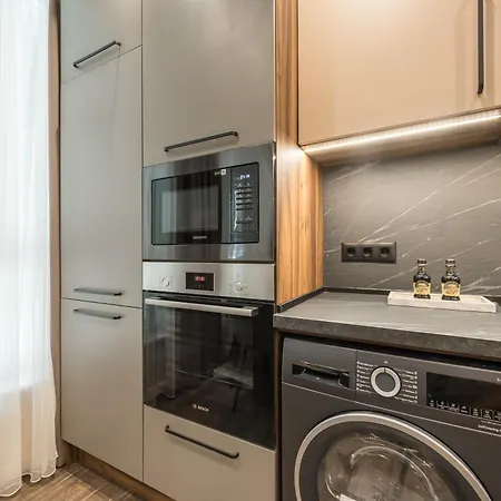 Center Luxury Apartment Varna