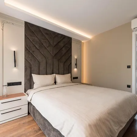 Apartment Center Luxury
