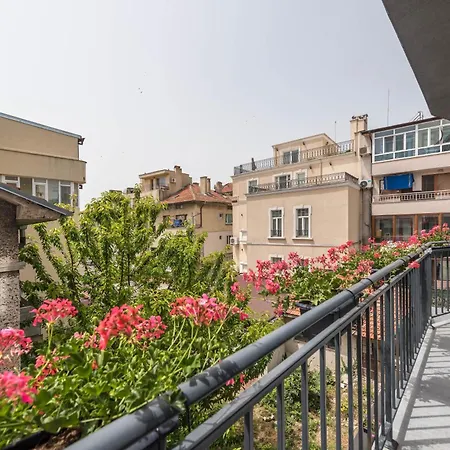 Center Luxury Apartment