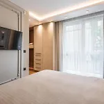 Center Luxury 公寓