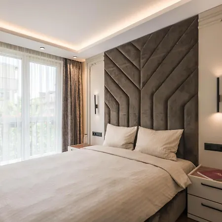 Center Luxury Lejlighed